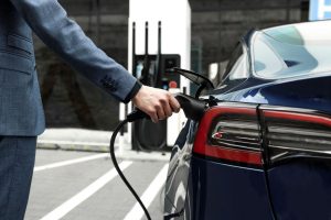 hybryda czy elektryk