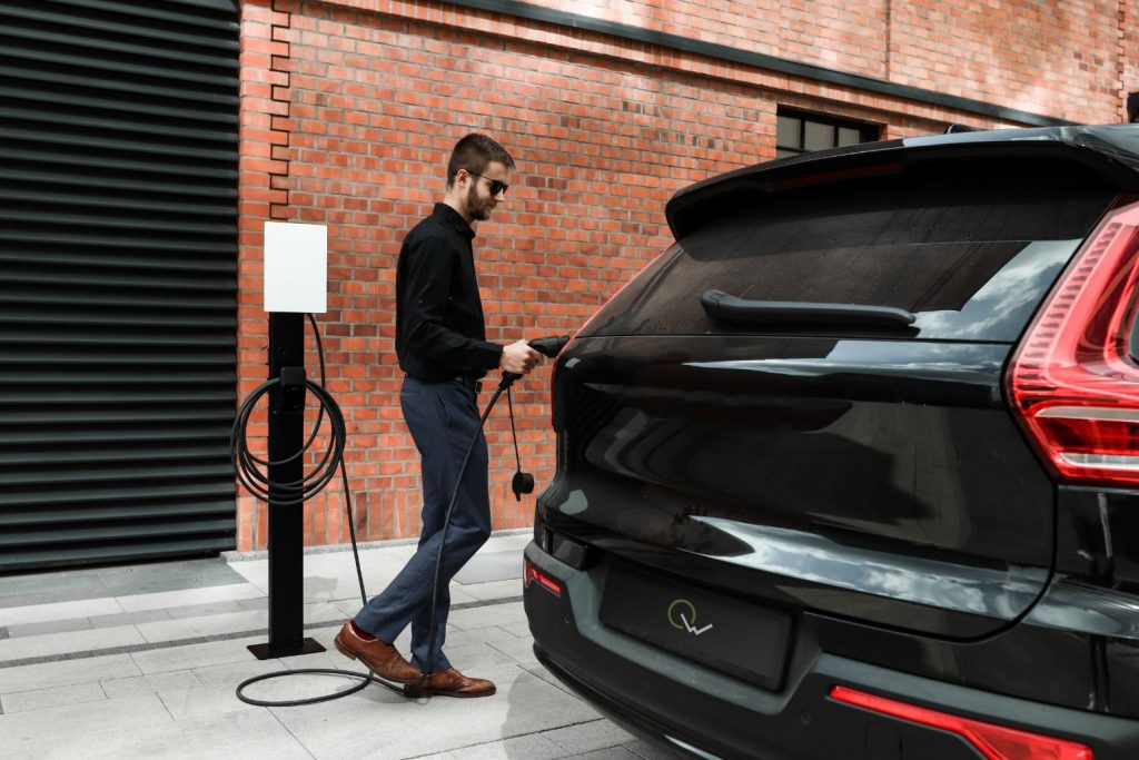 czy samochod elektryczny sie oplaca