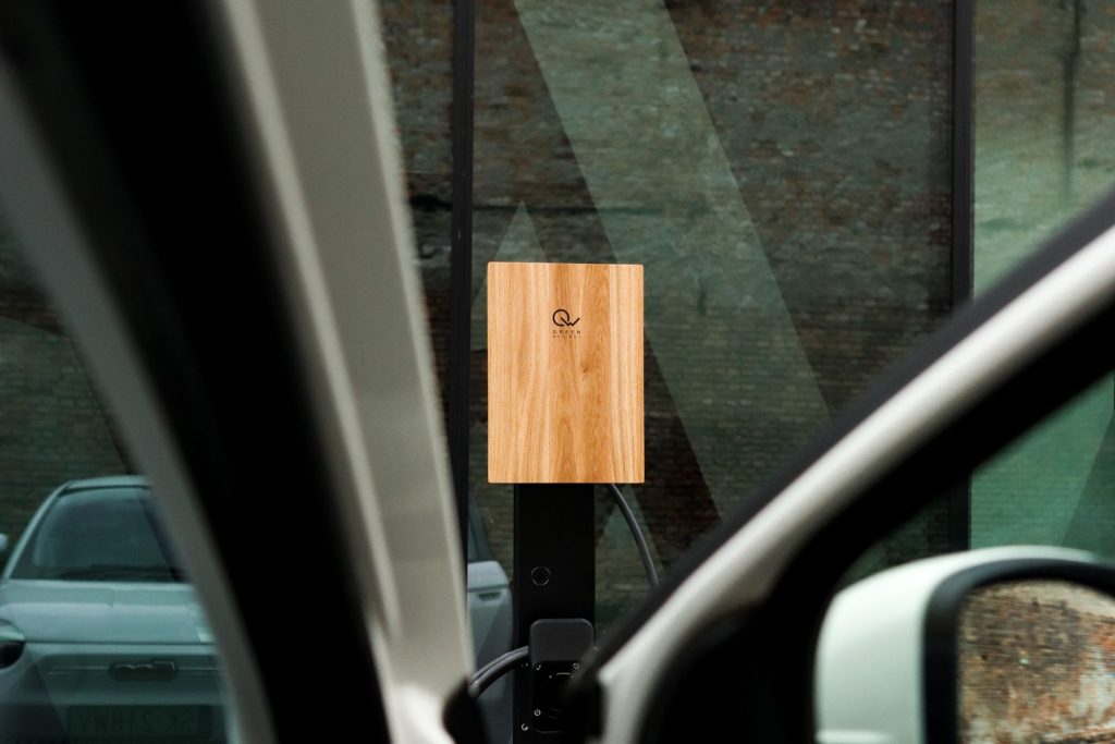 montaż ładowarki do samochodów elektrycznych